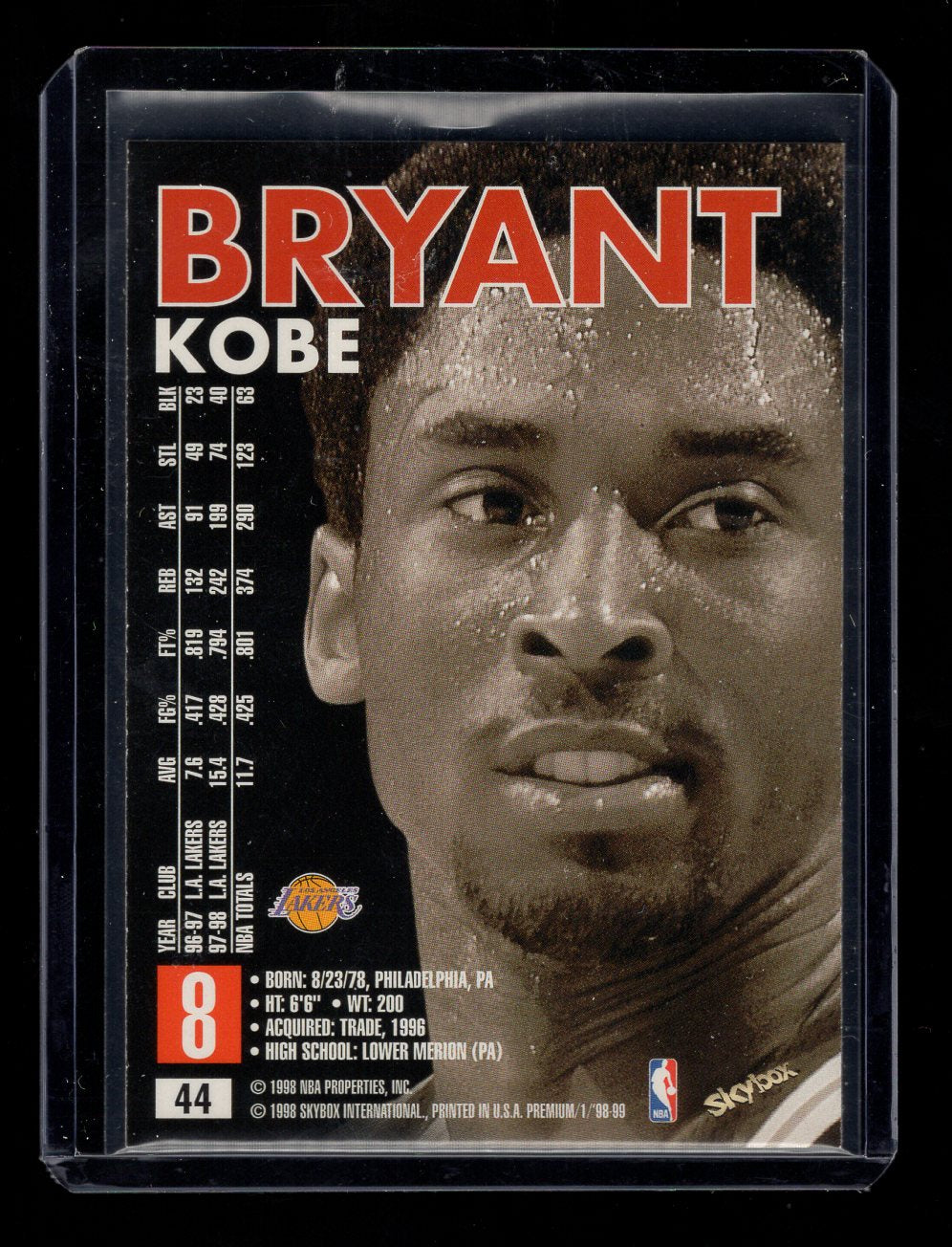 1998-99 SkyBox Premium #44 Kobe Bryant (Los Angeles Lakers)