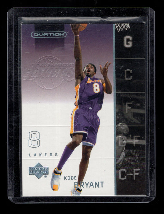 2002-03 Upper Deck Ovation #35 Kobe Bryant (Los Angeles Lakers)