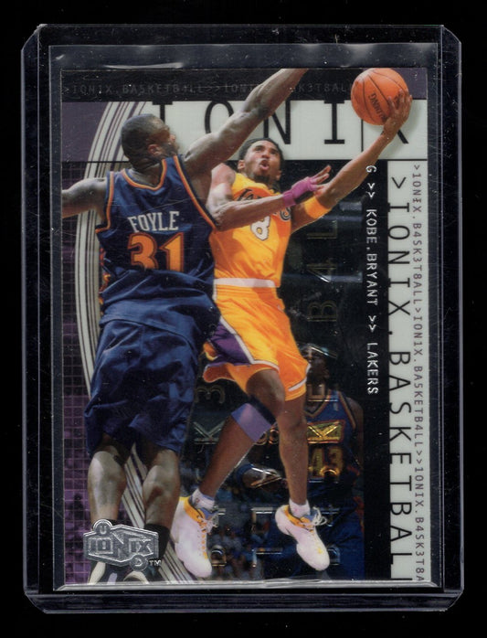 1999-00 UD Ionix #25 Kobe Bryant (Los Angeles Lakers)