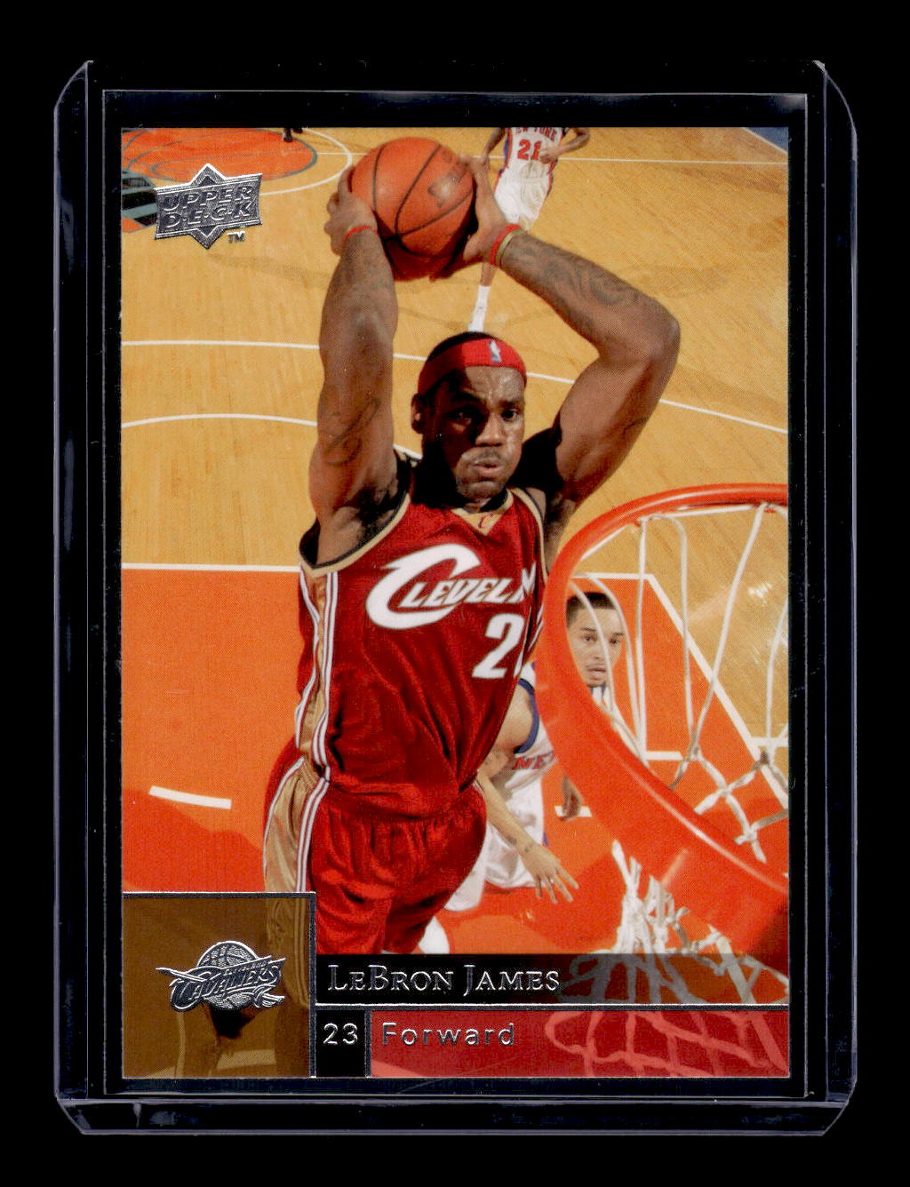 2009-10 Upper Deck #28 LeBron James (Cleveland Cavaliers)