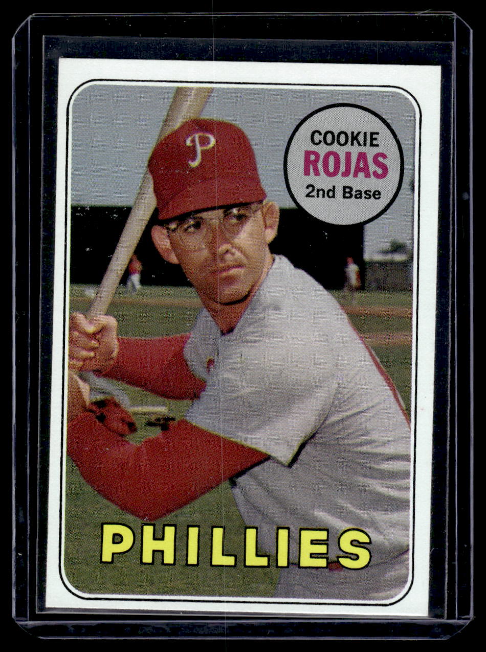 1969 Topps #507 Cookie Rojas (Philadelphia Phillies)