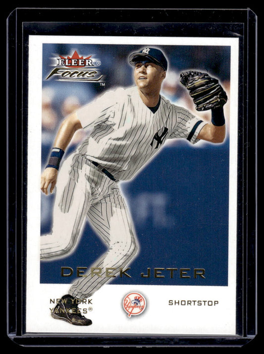 2001 Fleer Focus #1 Derek Jeter (New York Yankees)