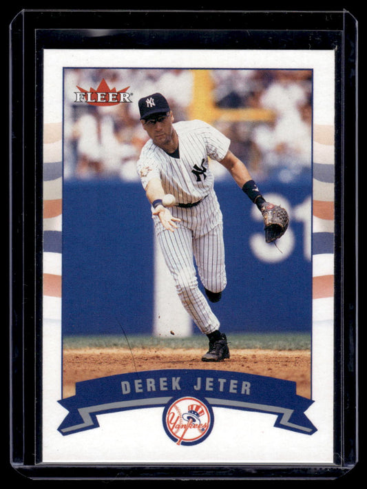 2002 Fleer #279 Derek Jeter (New York Yankees)