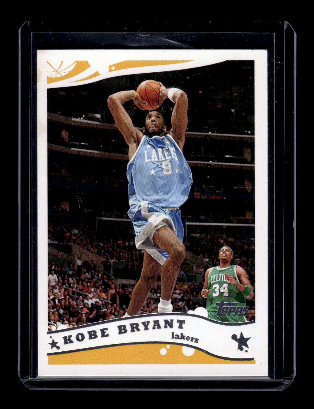 2005-06 Topps #69 Kobe Bryant (Los Angeles Lakers)