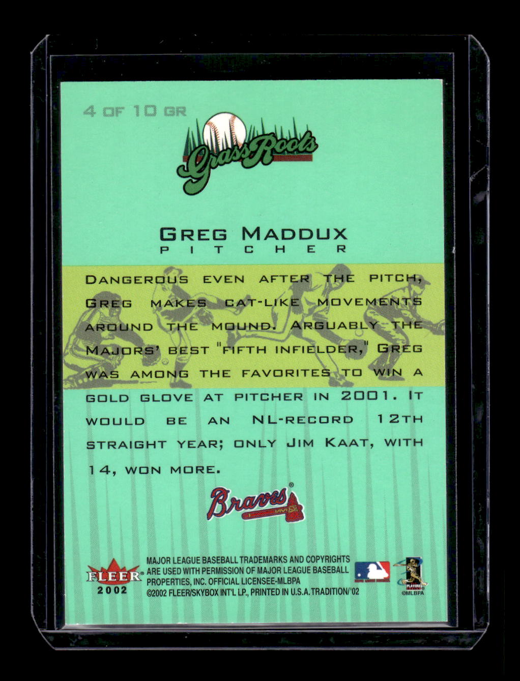 2002 Fleer Tradition Grass Roots #4 Greg Maddux (Atlanta Braves)